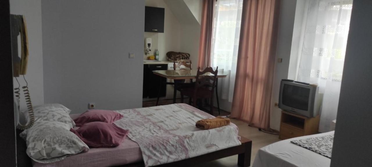 Apartment Ivaylo Varna Exterior photo